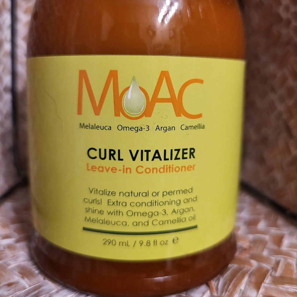 MOAC curl revitalizer